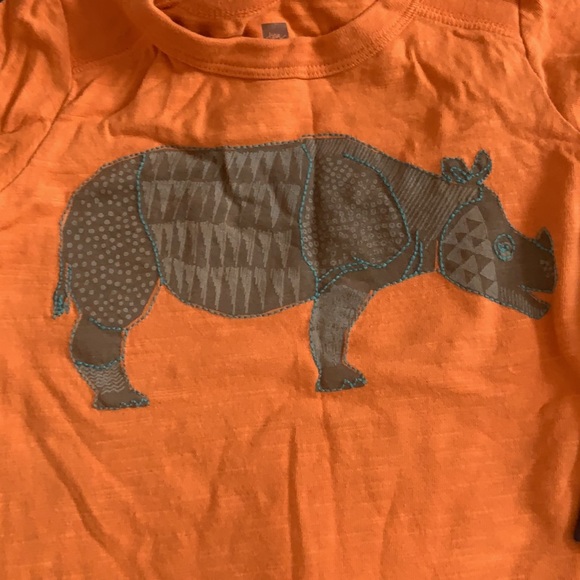 Tea Set - Picture 3 of 5